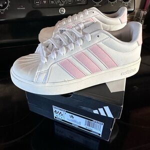 Adidas Streettalk white and Pink Striped Sneakers